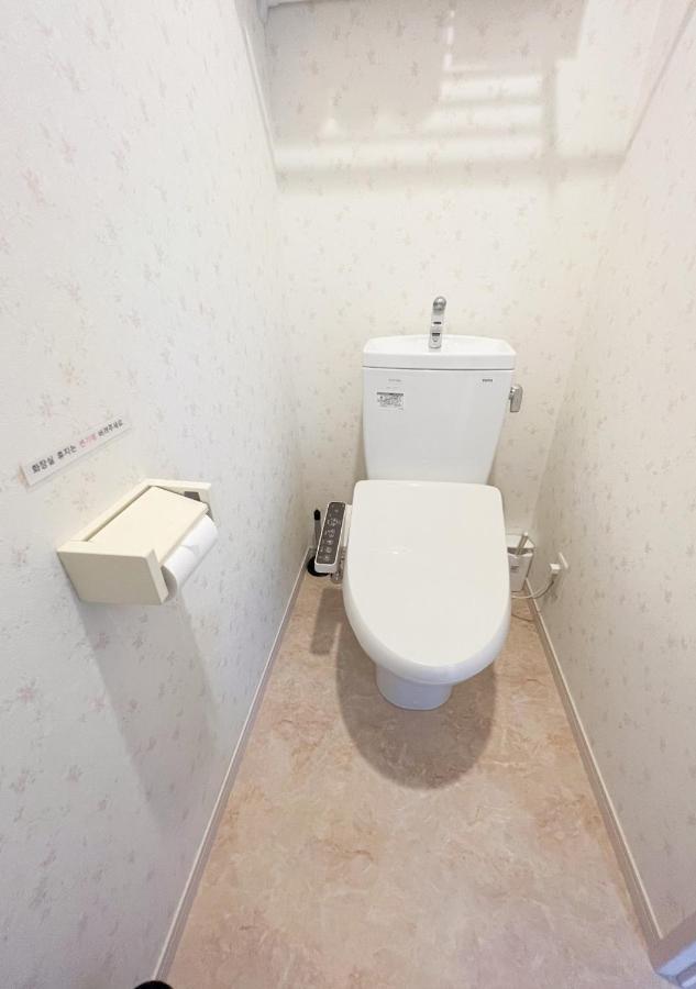 Appartement 日本橋徒歩3分/黒門市場徒歩6分/難波駅徒歩8分/通天閣・道頓堀・心斎橋徒歩圏内/wifi有り *